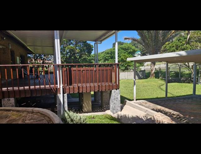 5 BEDROOM HOUSE FOR SALE IN LEISURE BAY